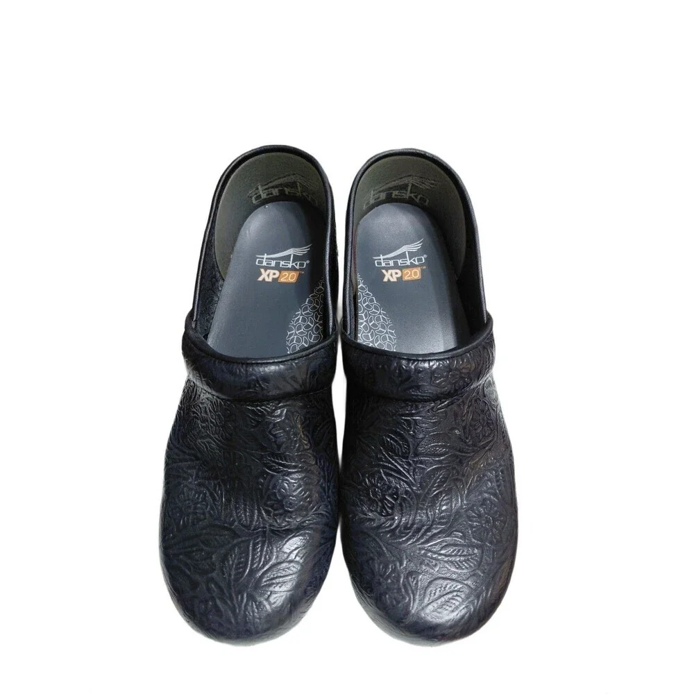 DANSKO XP 2.0 Professional Black Tooled Leather Clogs Size 9 Comfort Shoes